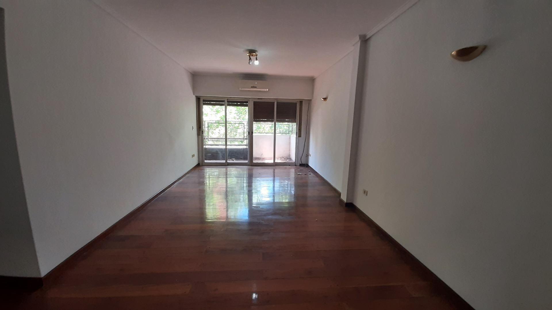 DEPARTAMENTO EN VENTA 4 AMBIENTES CON COCHERA Y BAULERA