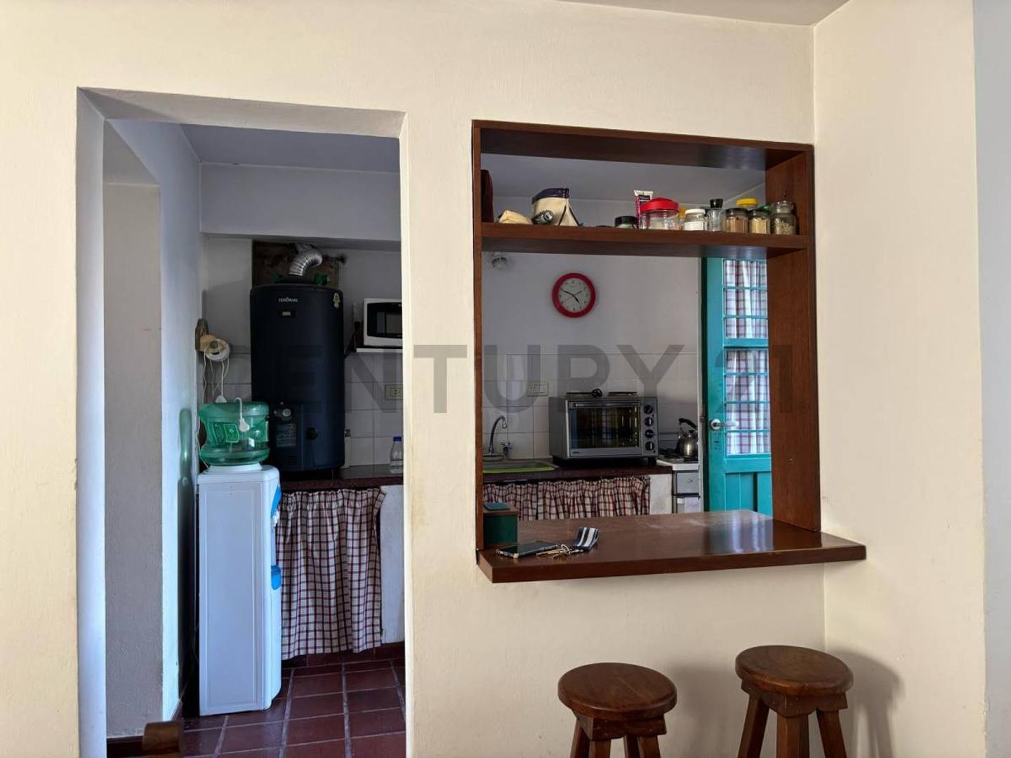 27 entre 72 y 73 , Piso 1