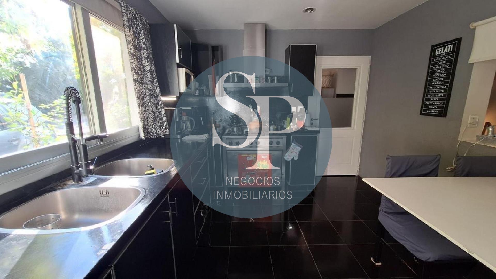 Casa en Alquiler de 3 dormitorios