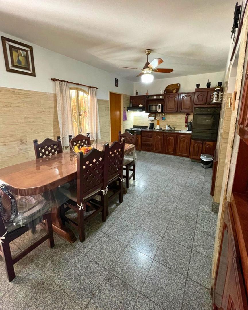 Casa en Venta en Alberdi, USD 198.000