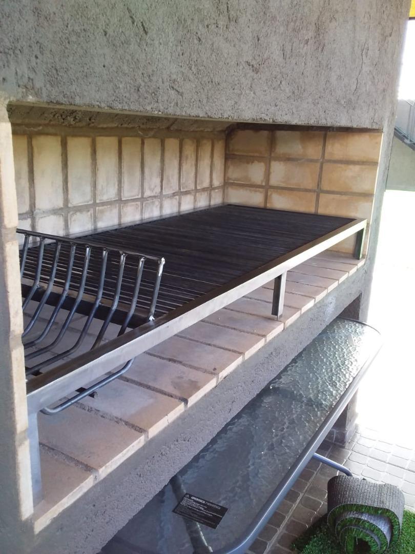 25 De Mayo 1166 , Piso 1