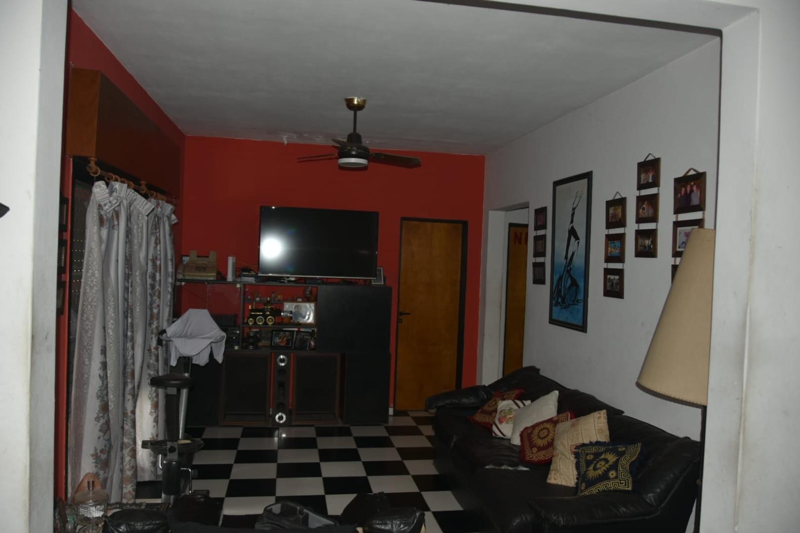 CASA VENTA  HURLINGHAM VILLA TESEI