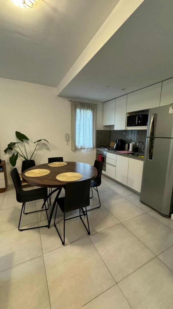 Departamento en Alquiler en Villa del Lago, $ 800.000