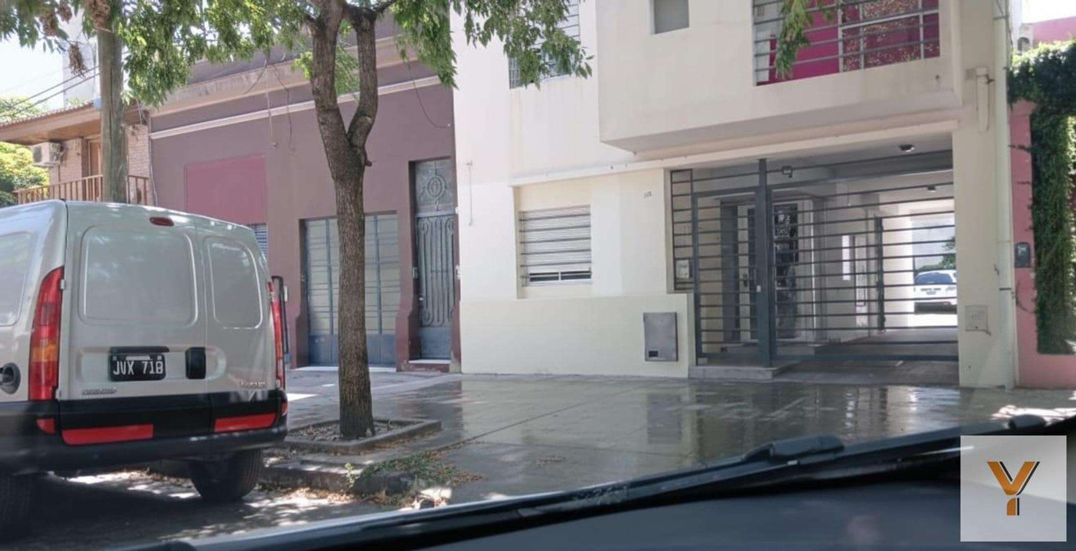 65 e/ Avenida 1 y 2