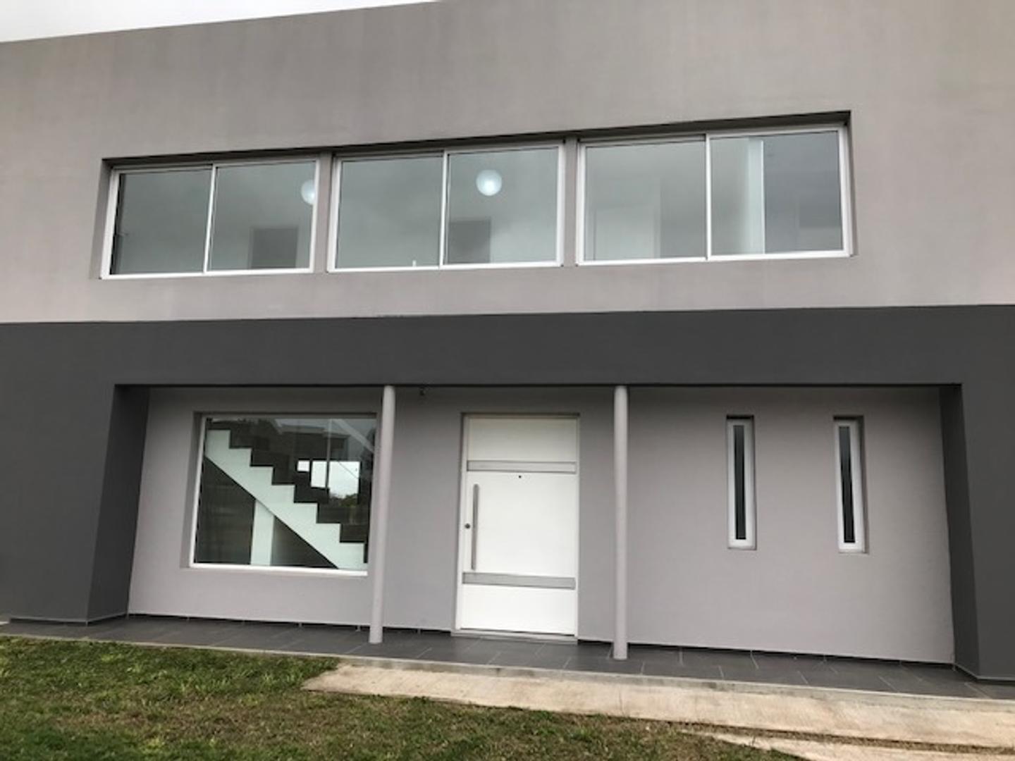 Casa a estrenar en Santa Elena