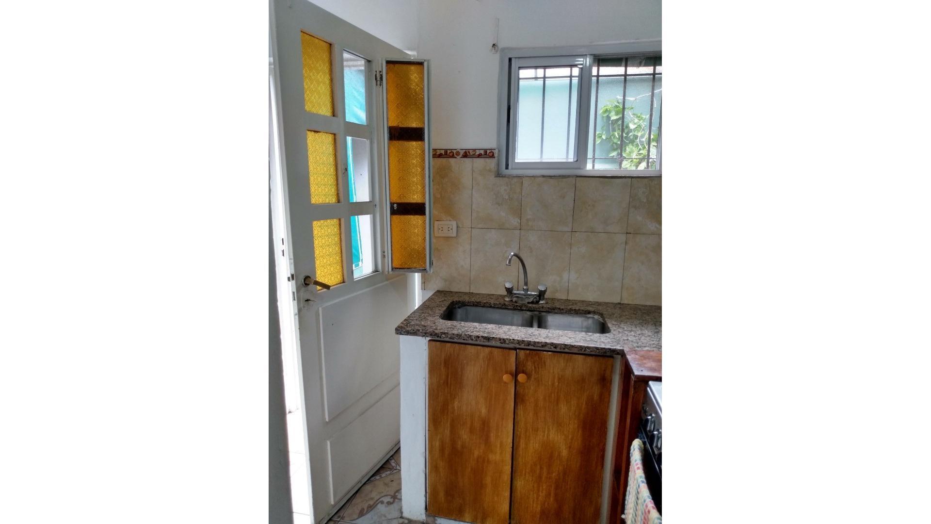 Depto Tipo Casa 3 ambientes con 1 baño