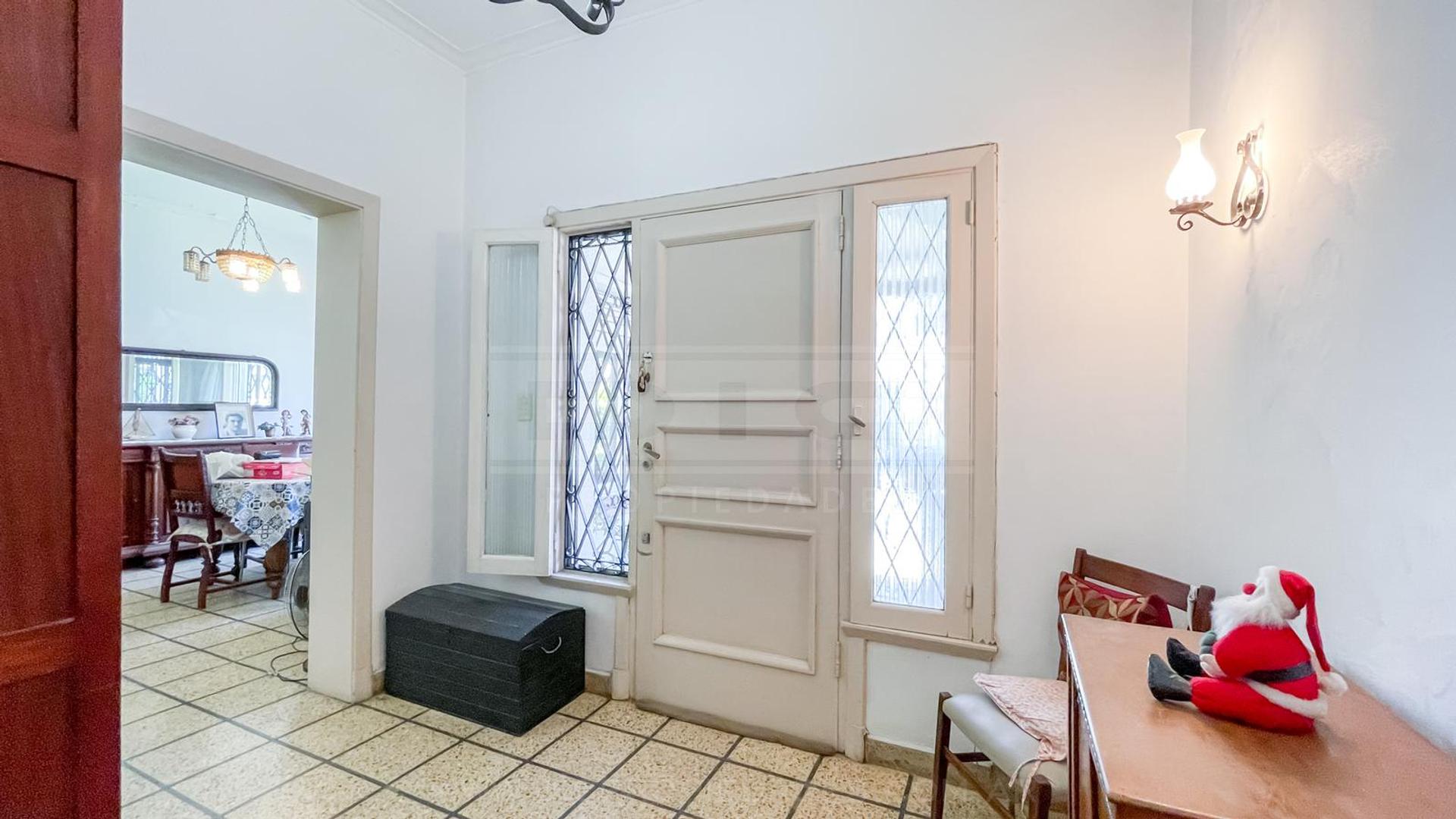 Casa en Venta en Olivos Maipu/Uzal, USD 270.000