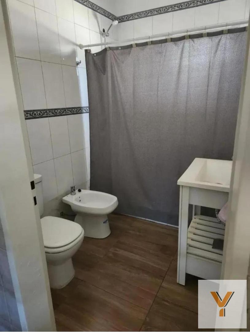 Oficina 4 ambientes con 3 baños