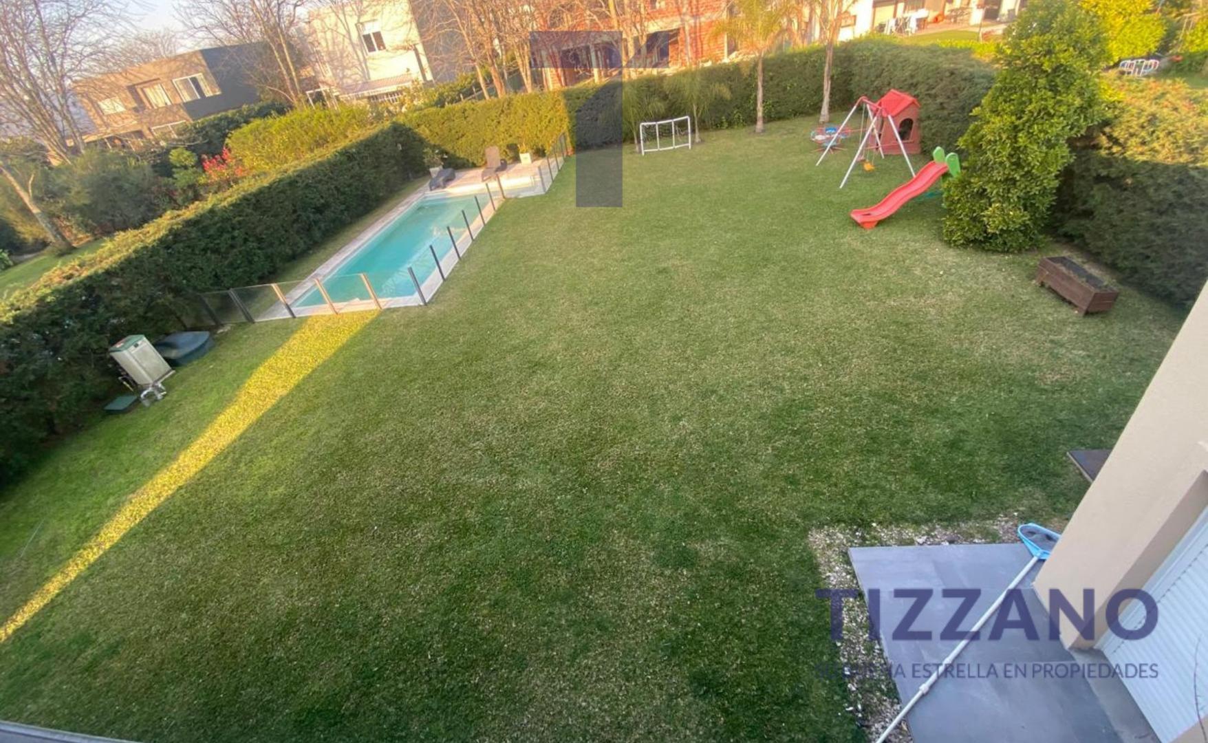 Casa en Alquiler de 4 dormitorios