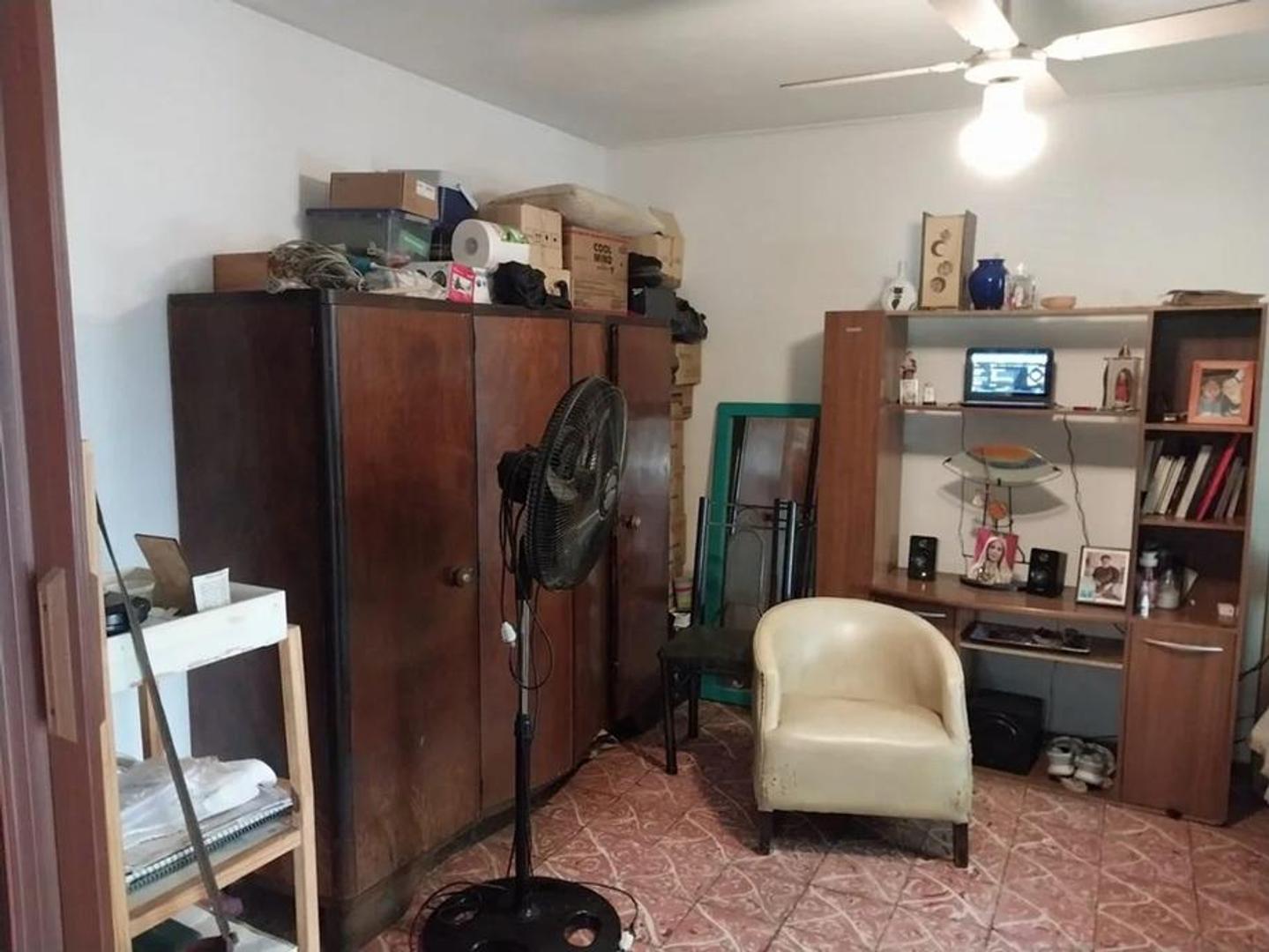 Casa mixta en venta - 2 dormitorios - 4° sección