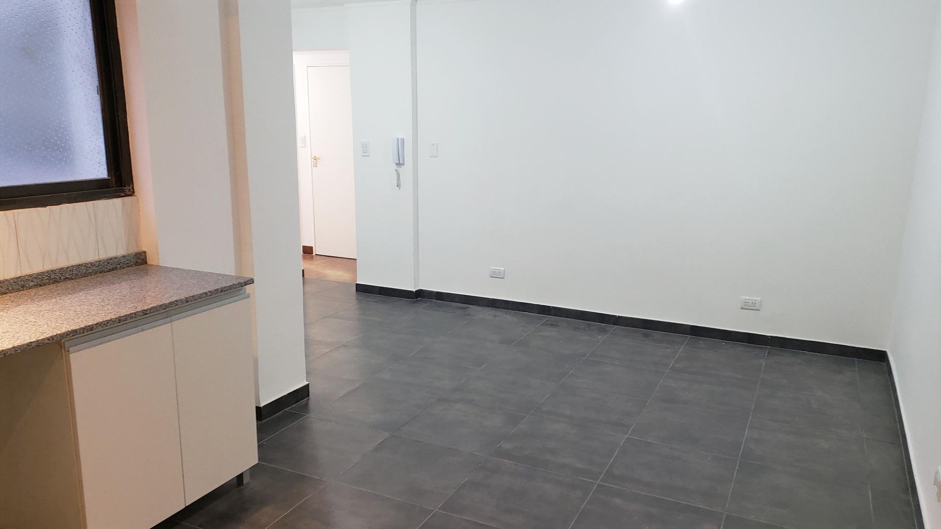 Departamento 4 ambientes con 3 baños