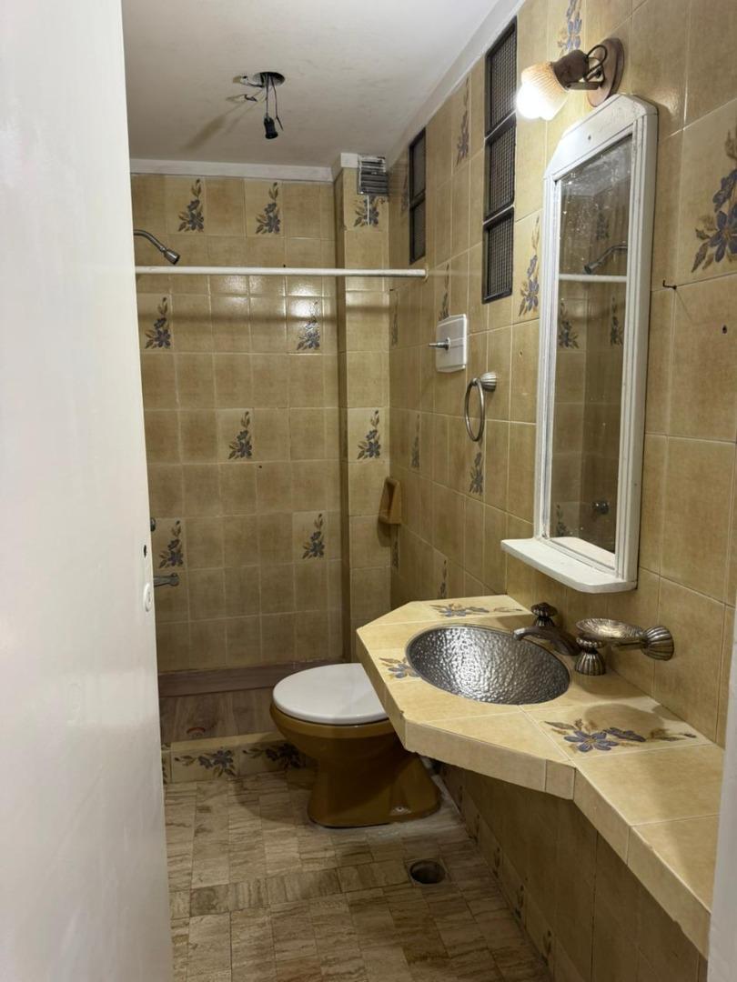 Depto Tipo Casa en Venta en Moron, $ 400.000