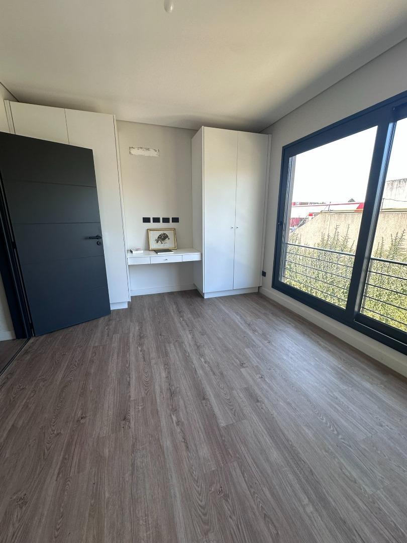 Departamento en Alquiler de 3 dormitorios