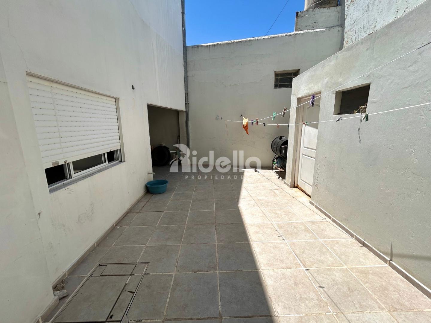 Depto Tipo Casa 3 ambientes con 1 baño