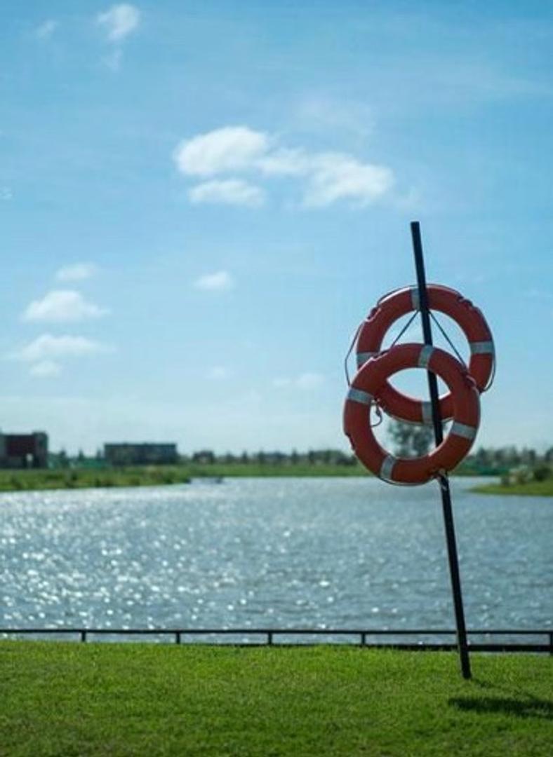 Bernardo De Irigoyen 100