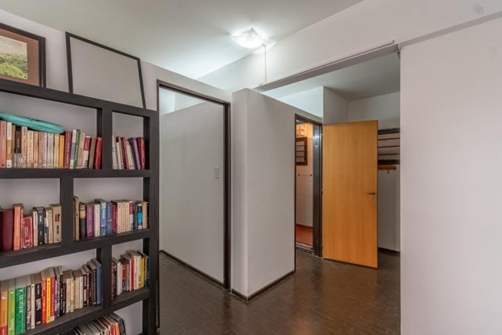 Apto profesional - Echeverría y Ciudad de la Paz