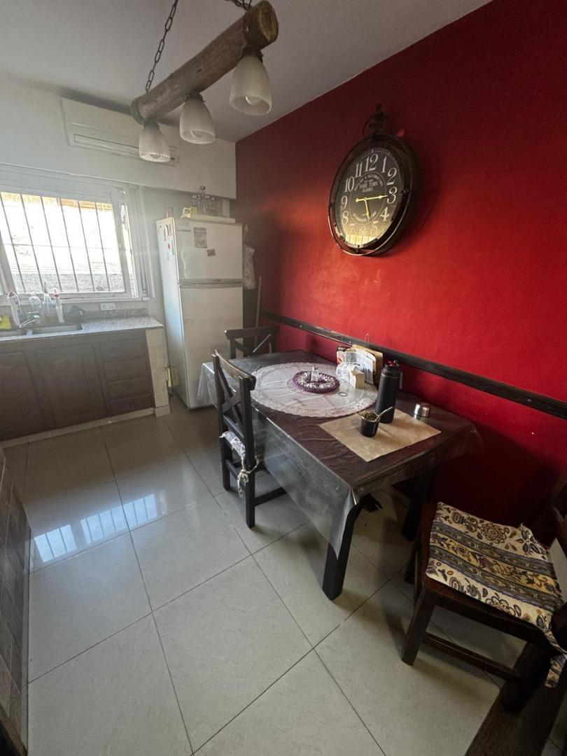 Depto Tipo Casa en Venta en Olivos Uzal / Panamericana, USD 98.000