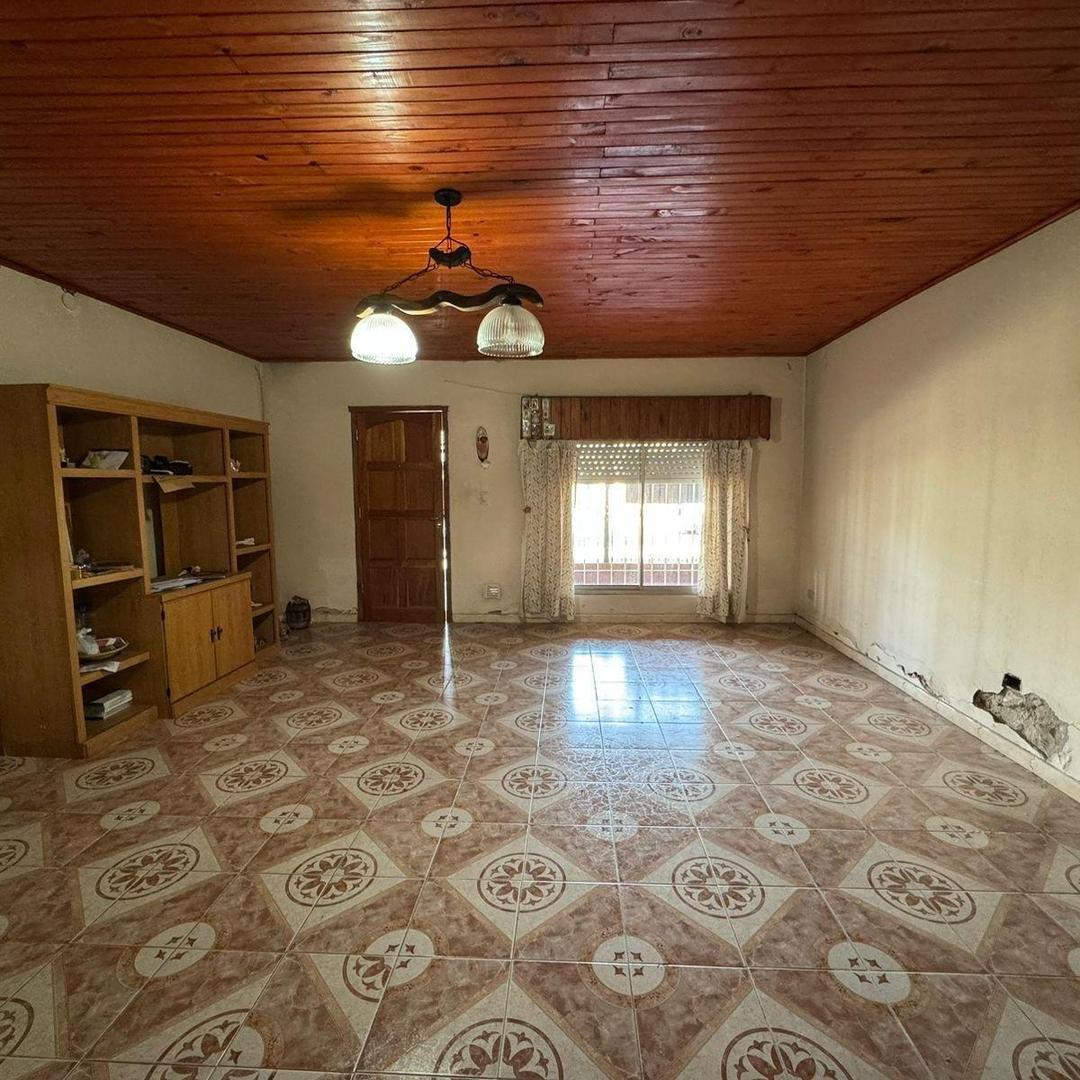 Casa en Venta en Temperley, USD 45.000