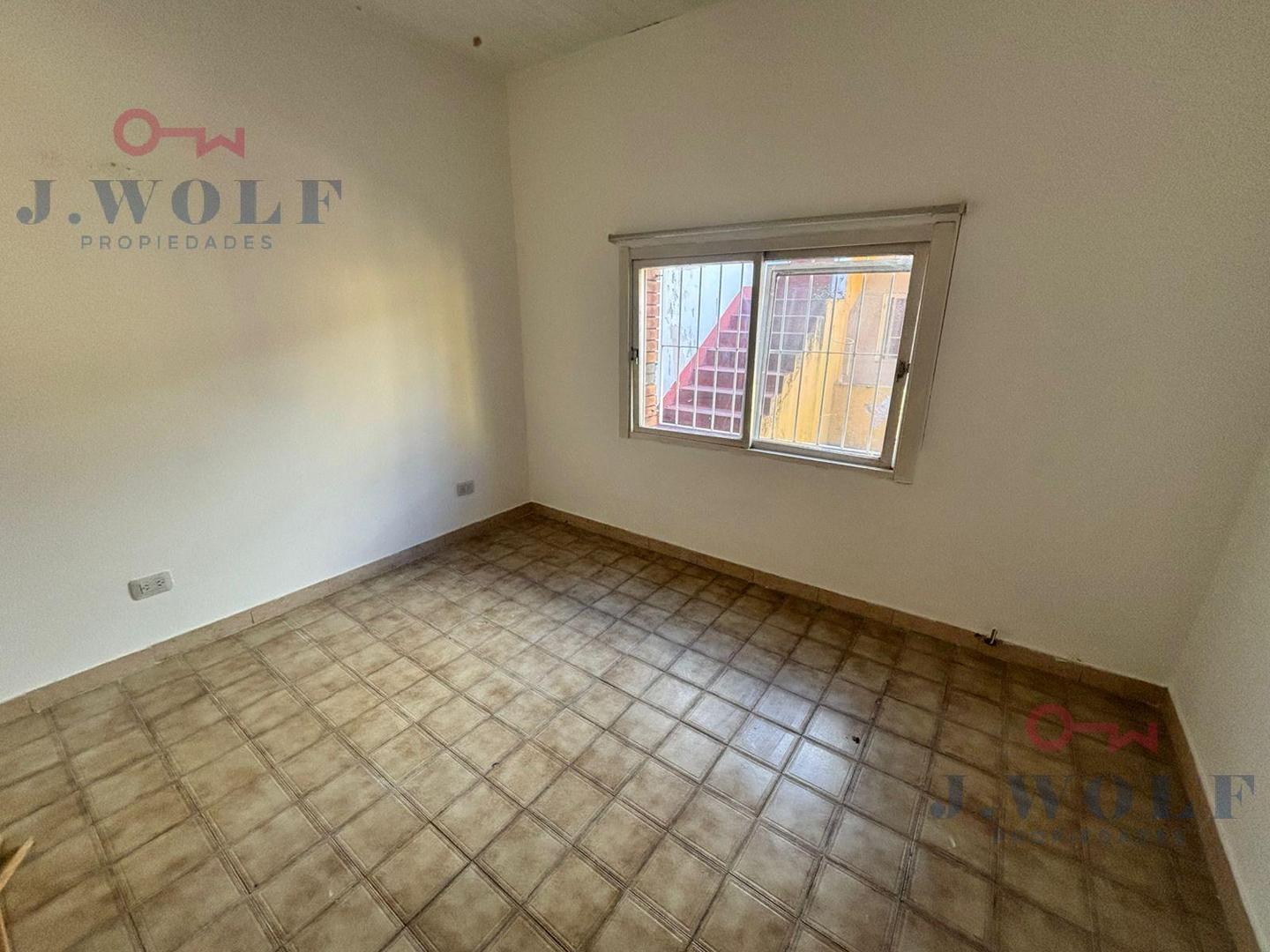 Depto Tipo Casa 3 ambientes con 1 baño