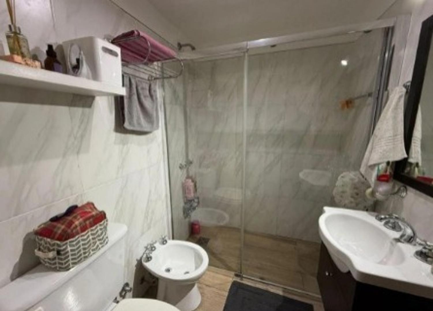 2 AMBIENTES A 200 METROS DE LA PZA. ALSINA