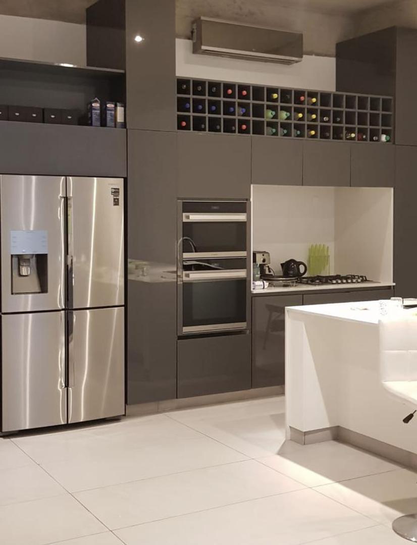 Casa - 7Amb JARDIN  PISCINA COCHERA