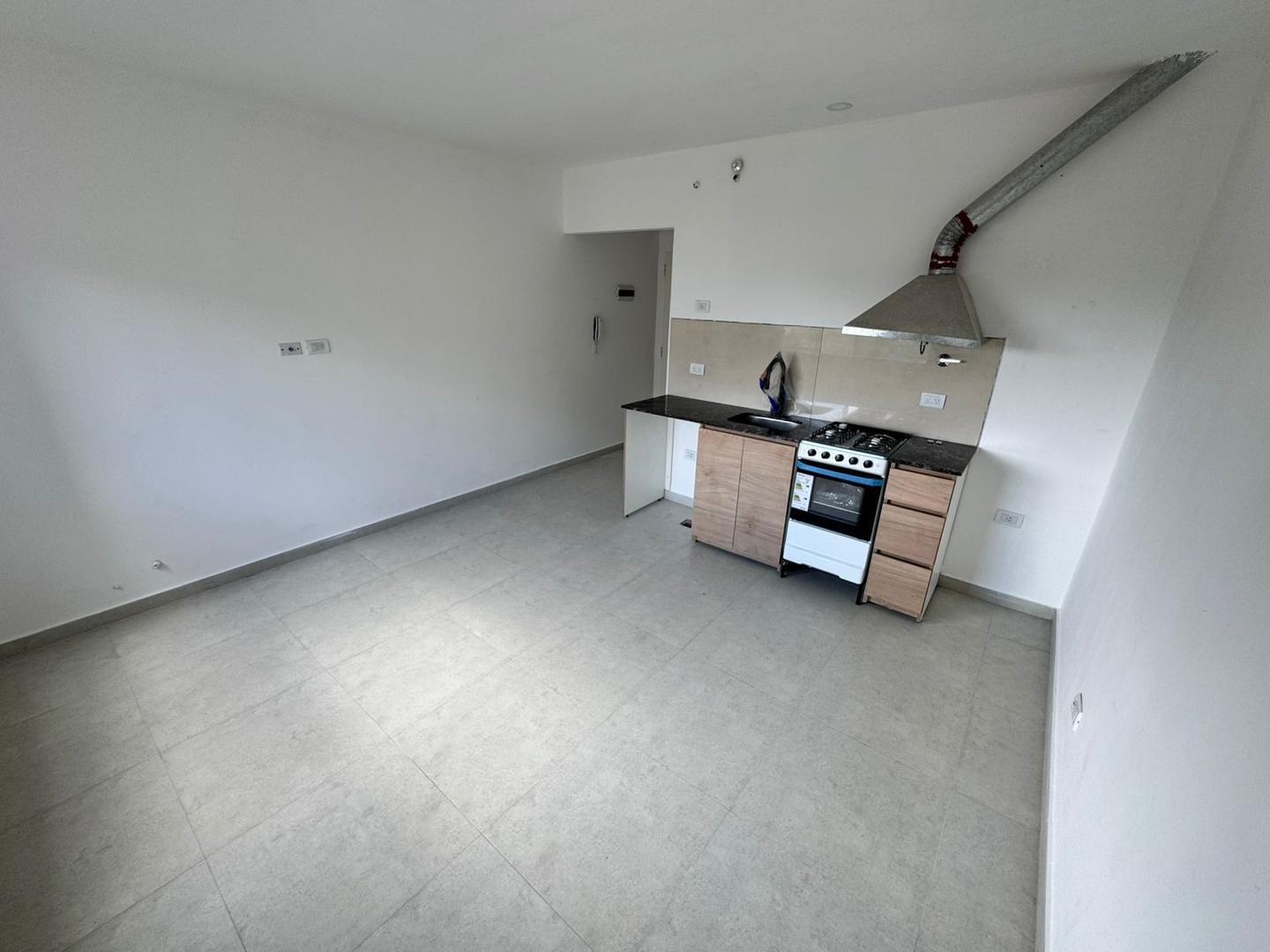 Departamento en Alquiler en San Antonio de Padua, $ 400.000