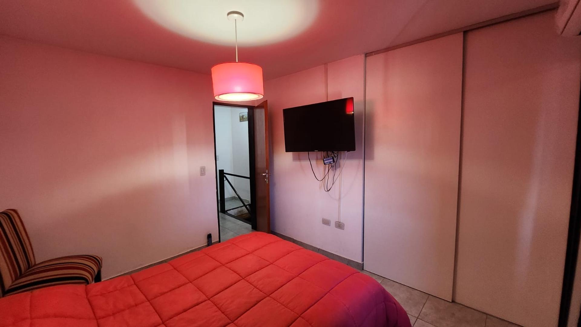 Casa en Alquiler Temporal con 2 cocheras