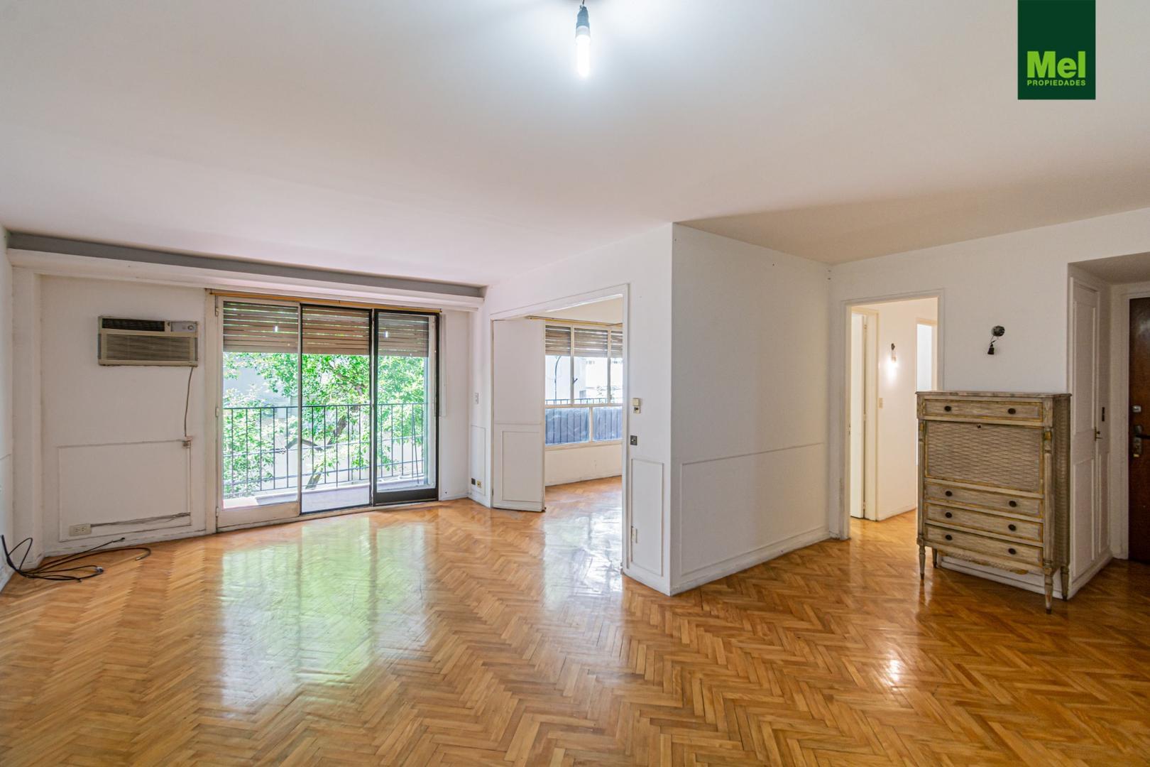 Semipiso en venta 3 amb + dependencia con balcón, Recoleta