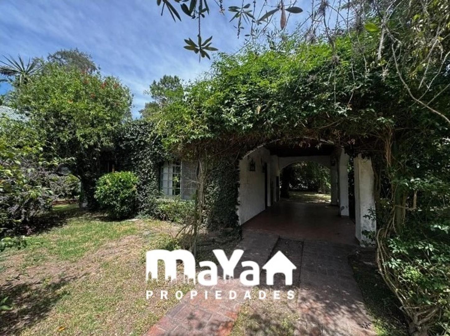 CASA EN VENTA - EL BOSQUE