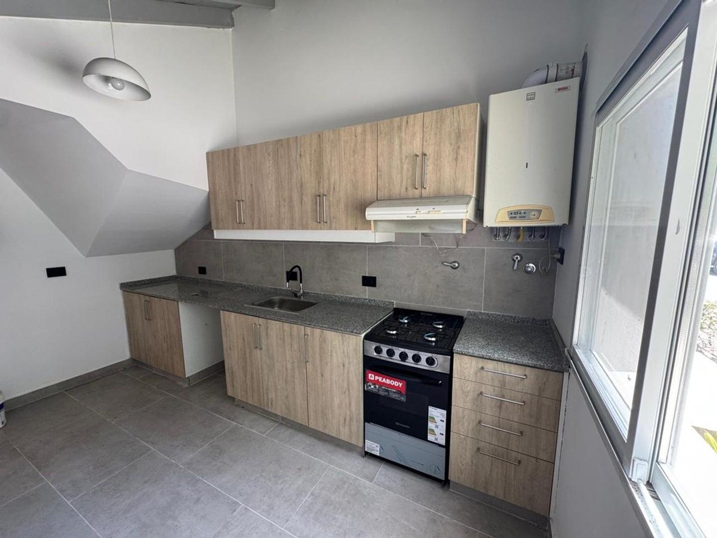 DUPLEX EN VENTA 3 AMB. PILAR, LAS CAMPANILLAS.