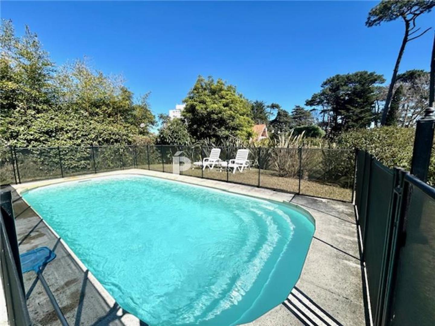 Casa en Alquiler de 3 dormitorios