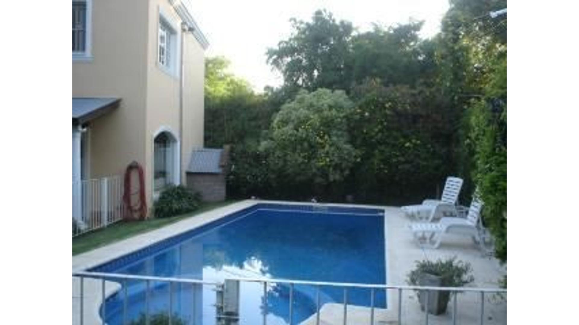 Casa en Venta de 4 dormitorios