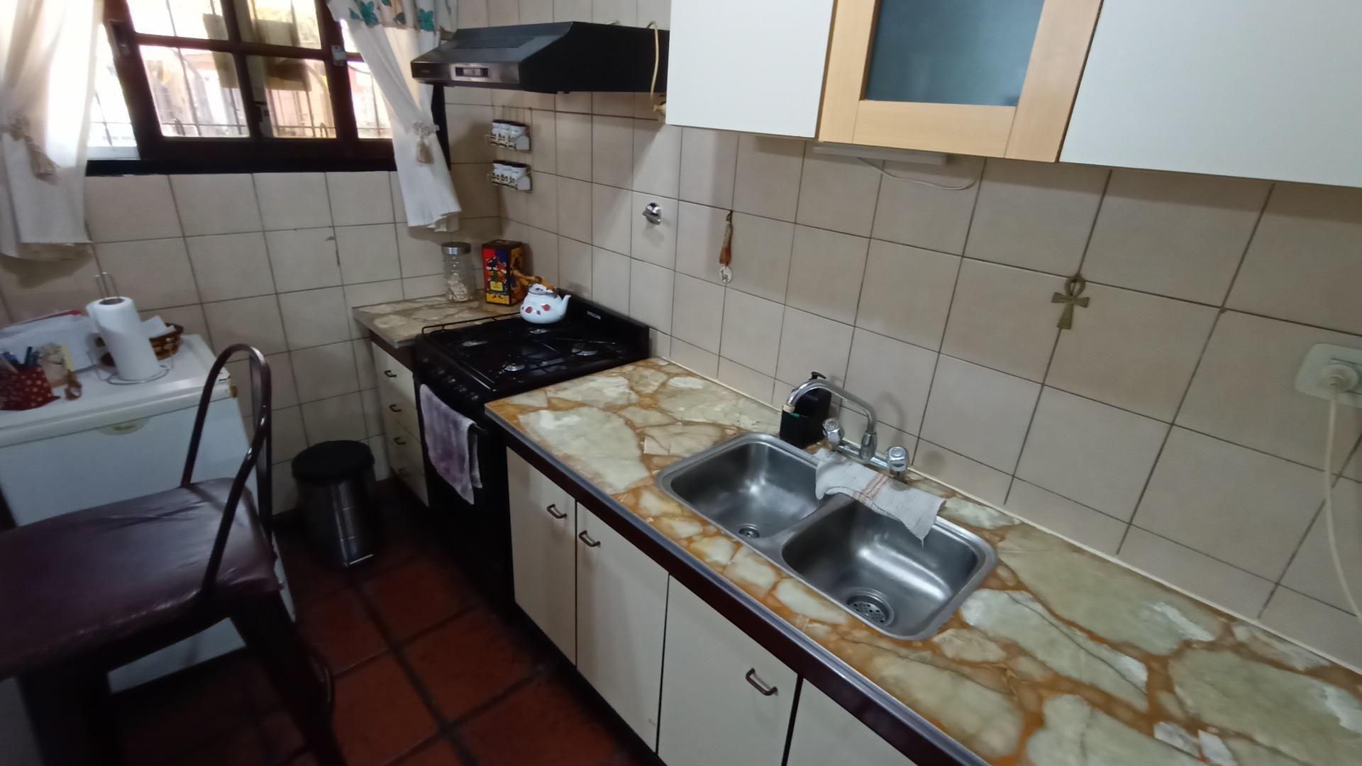 Depto Tipo Casa en Venta en Ituzaingo Sur, USD 89.000