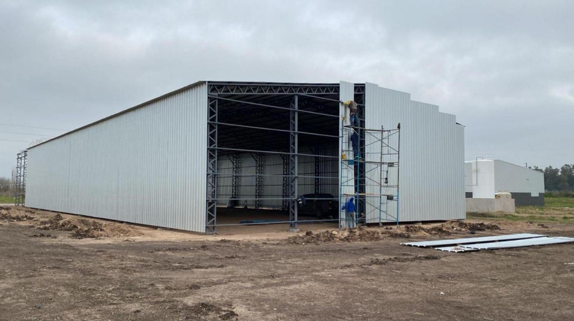 Nave 1000 m2 a estrenar en Parque Industrial Ruta 6