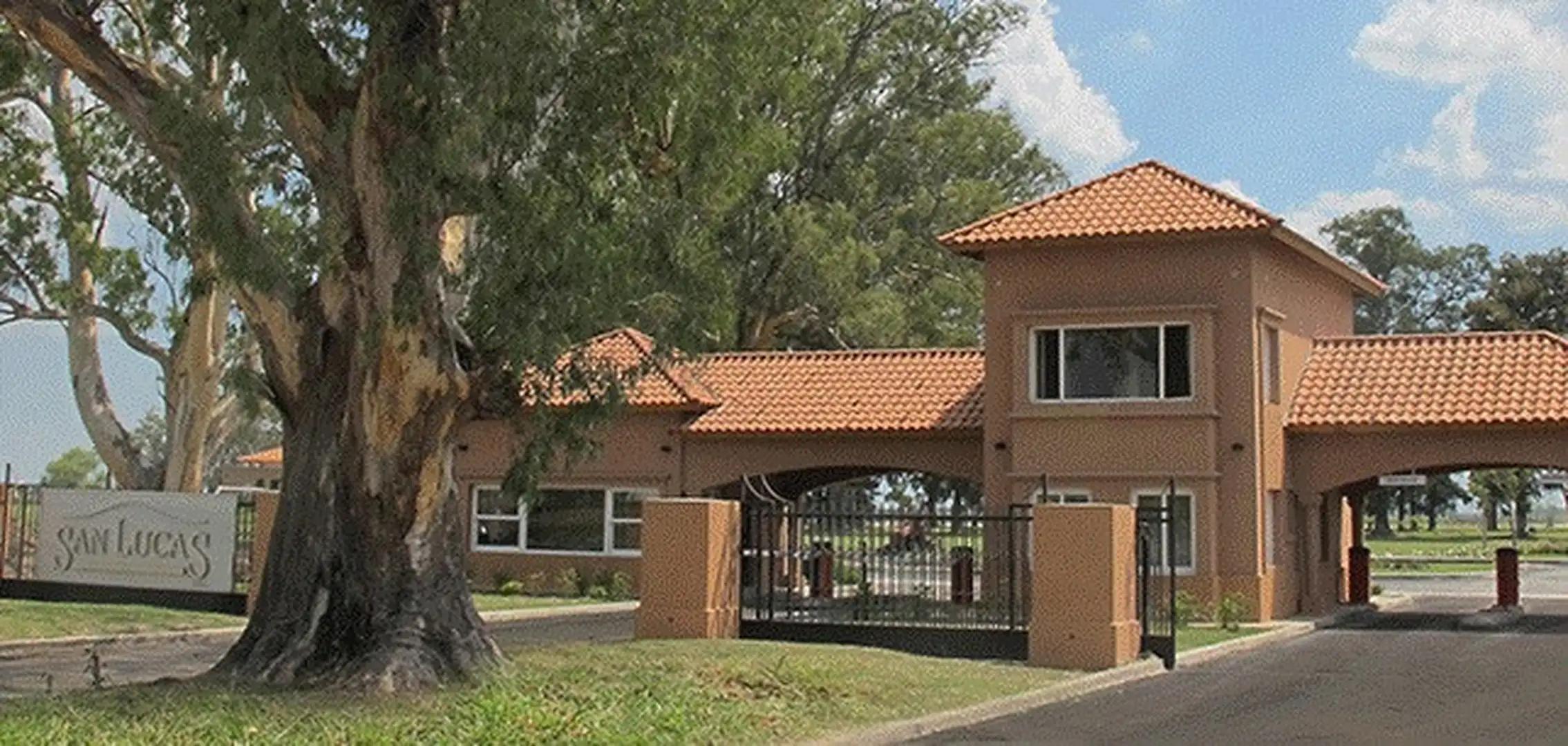 SAN LUCAS CANNING - LOTE AL LAGO