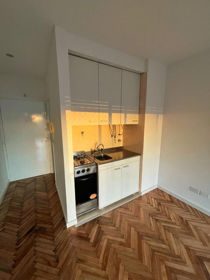 1 AMB. AL FRTE. C/BCÓN. S/LIBERTADOR FINANCIADO A 60 MESES!