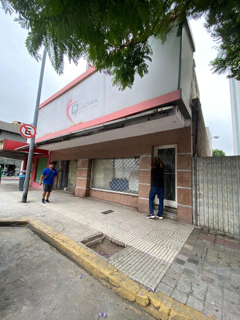 VENDO LOCAL BARRIO CENTRO DE CORDOBA