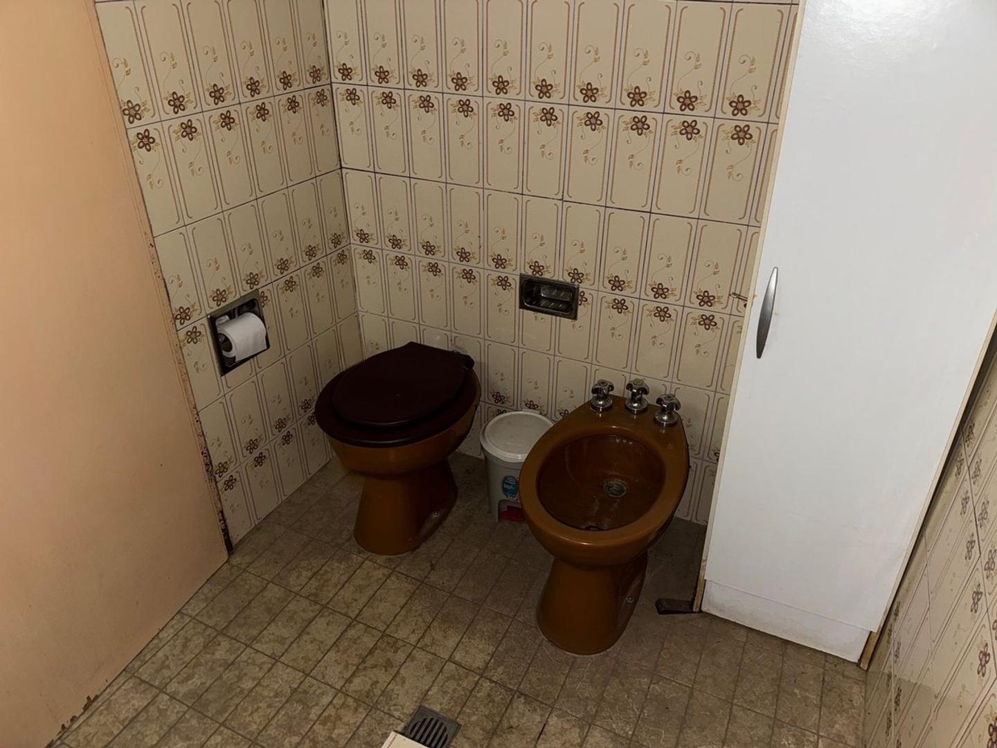 Casa 4 ambientes con 1 baño