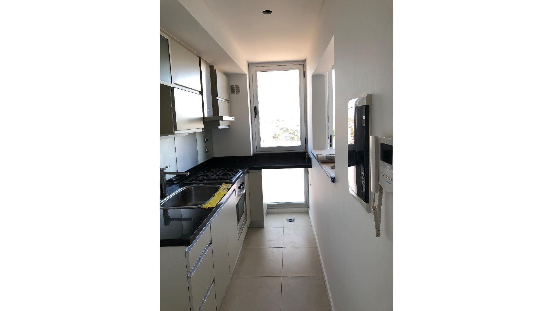 Departamento en Alquiler con 2 cocheras