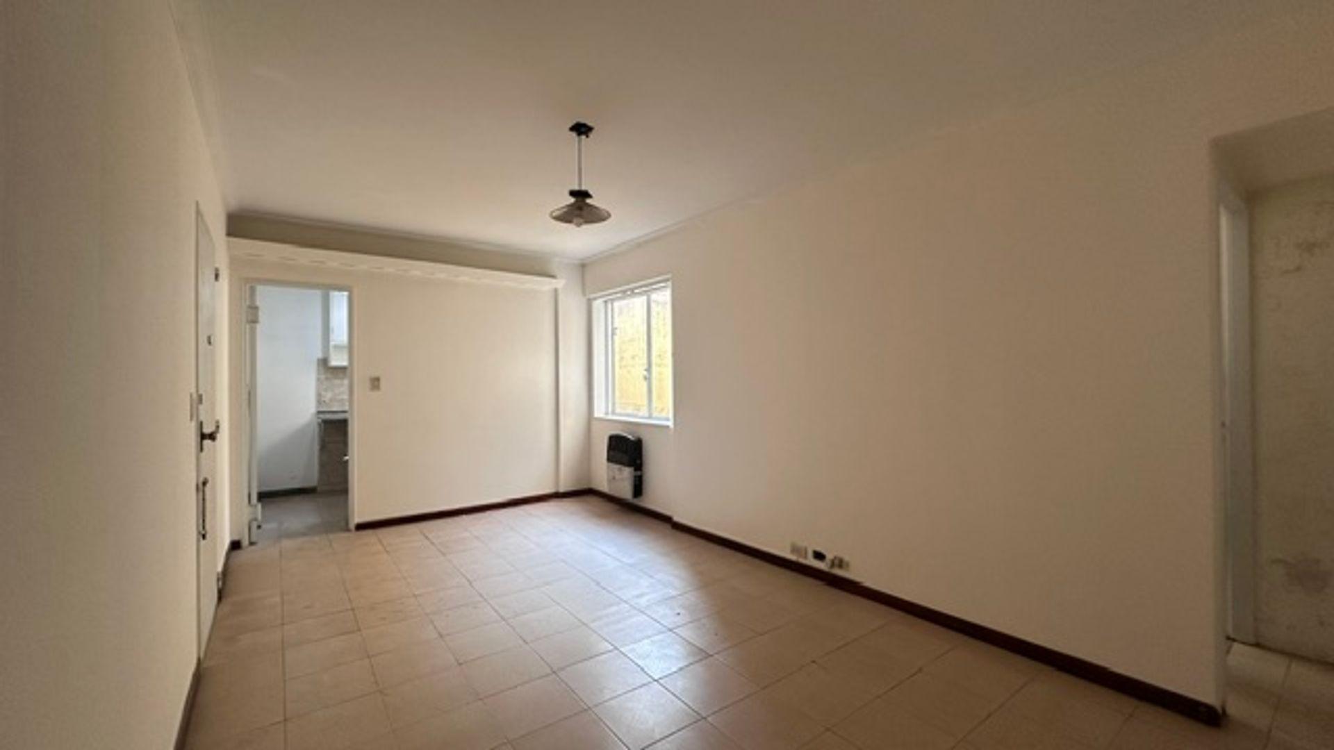 Departamento en Alquiler en Constitucion, USD 390
