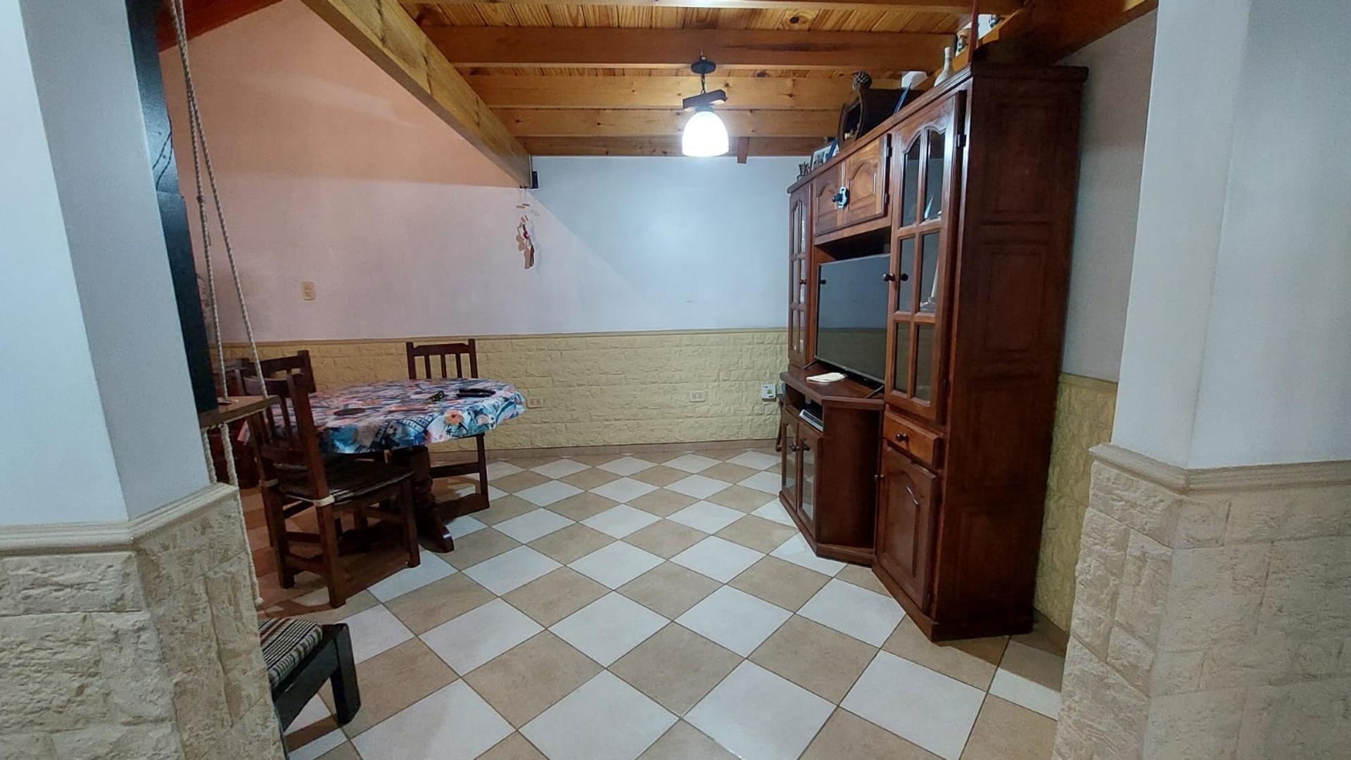 Casa en Venta en Ezpeleta Este, USD 120.000