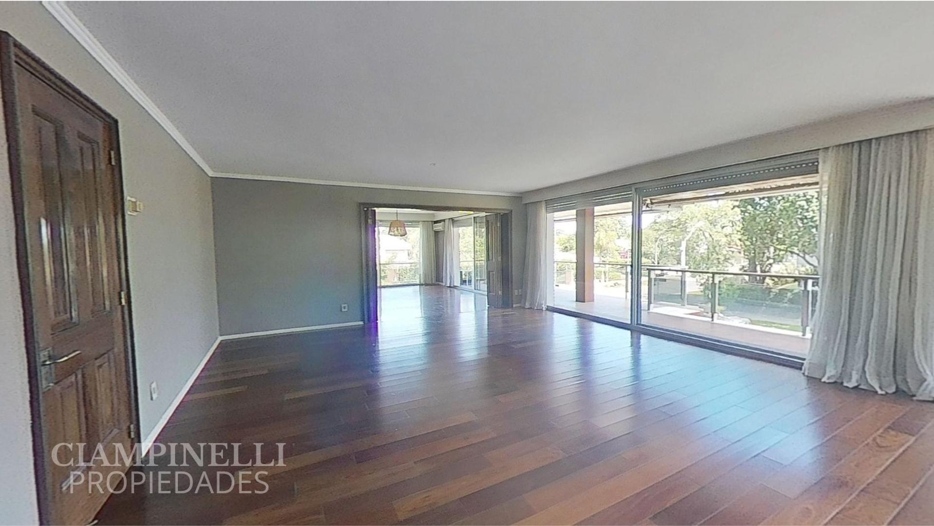 Departamento en Alquiler de 4 dormitorios