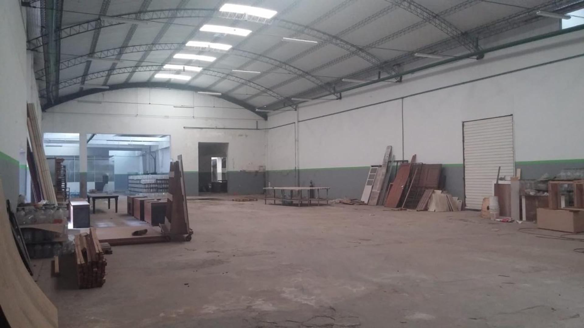 Galpón en  Billinghurst