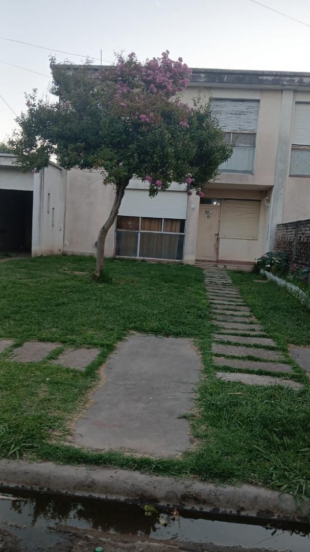Depto Tipo Casa en Venta en Virrey del Pino, USD 72.000