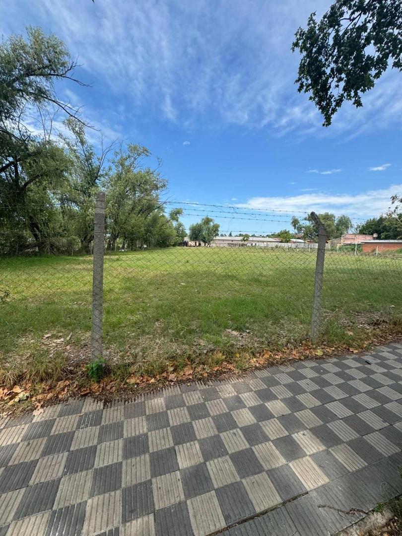 Terreno en Venta en Zarate, USD 2.800.000