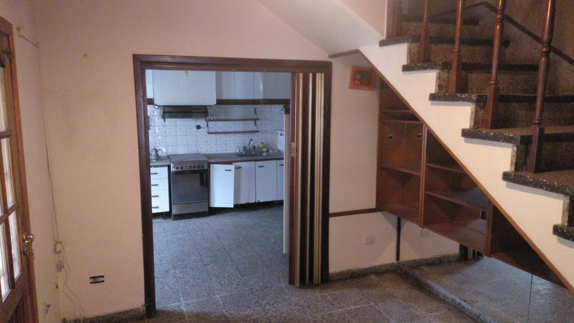 Depto Tipo Casa en Venta 47 años