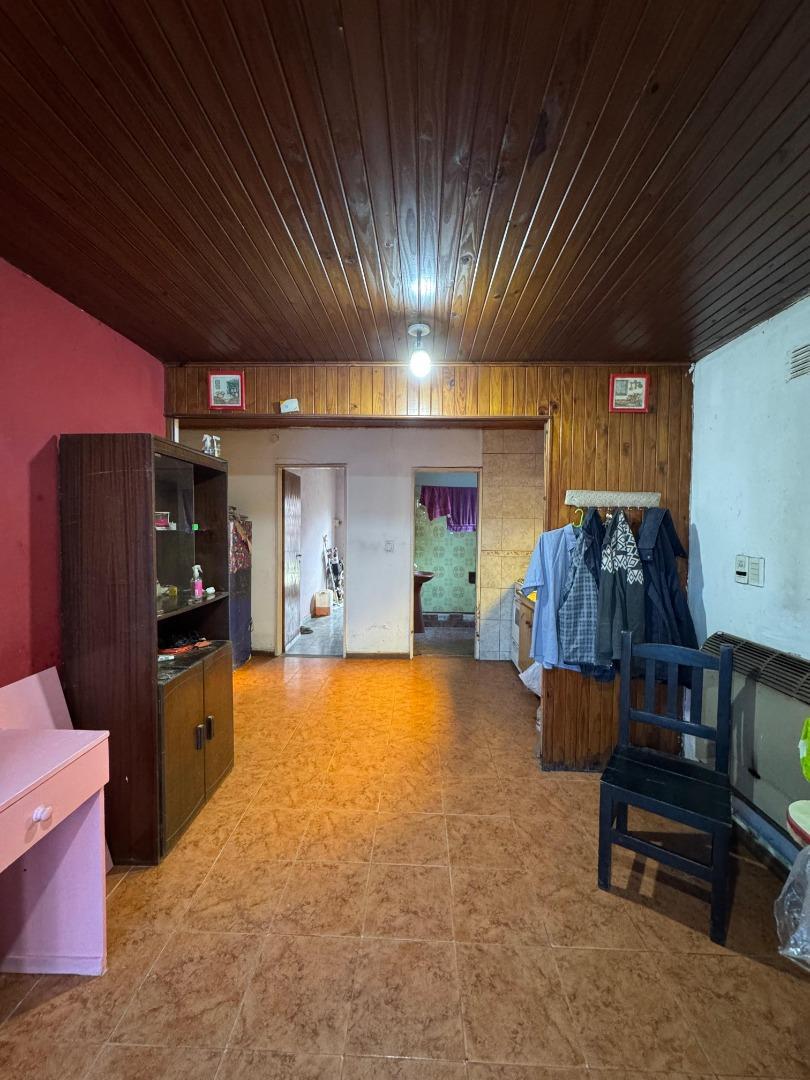 Casa 3 ambientes con 1 baño