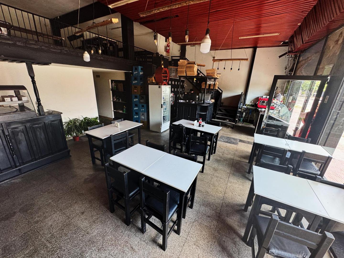 Av. Sobremonte  al 2200