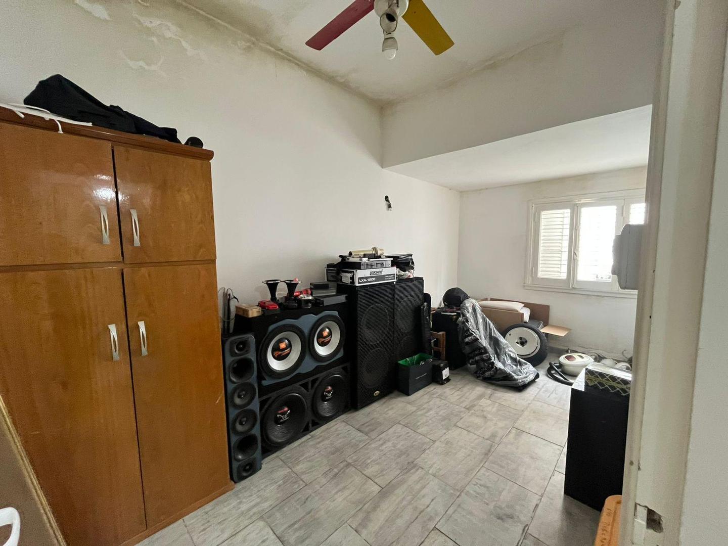 Venta casa 3 ambientes en Haedo