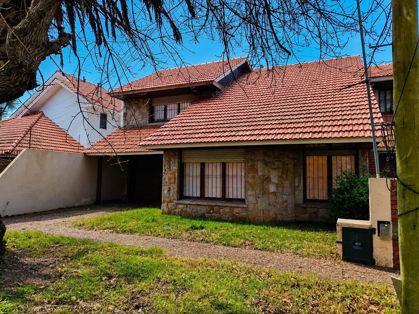 Venta casa 5 ambientes Constitucion APTO CREDITO